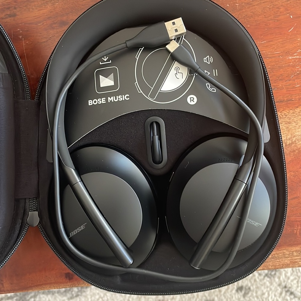 NWOT BOSE 700 in original box